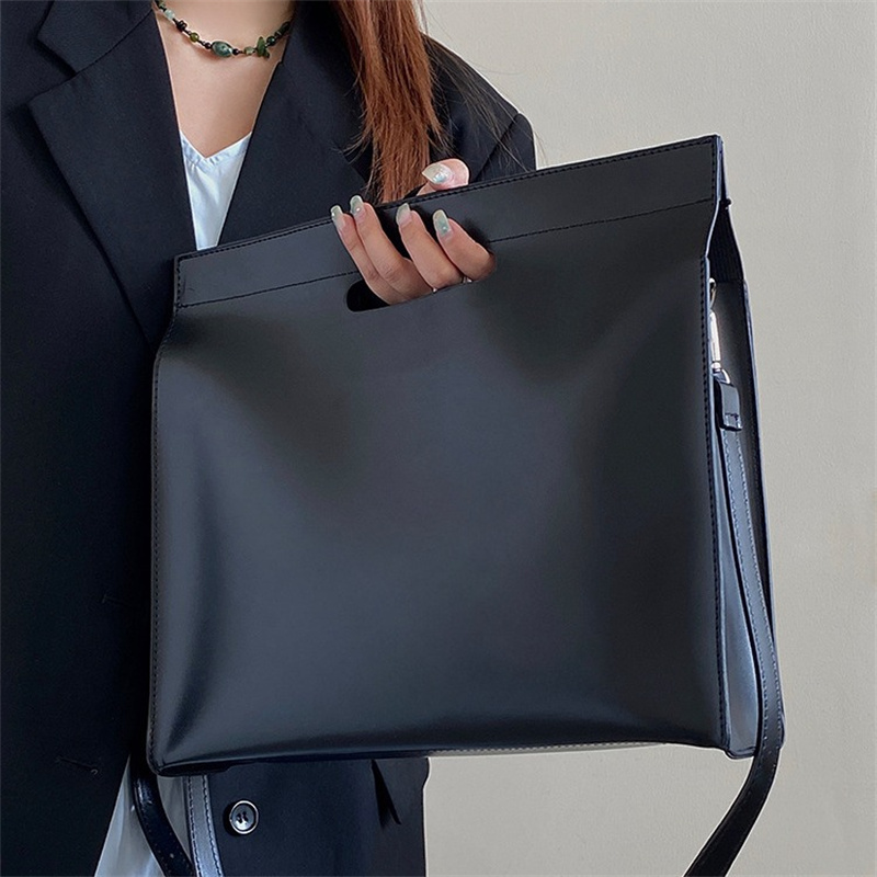 Interior Design Documentation - Women Large Capacity Niche Design Shoulder